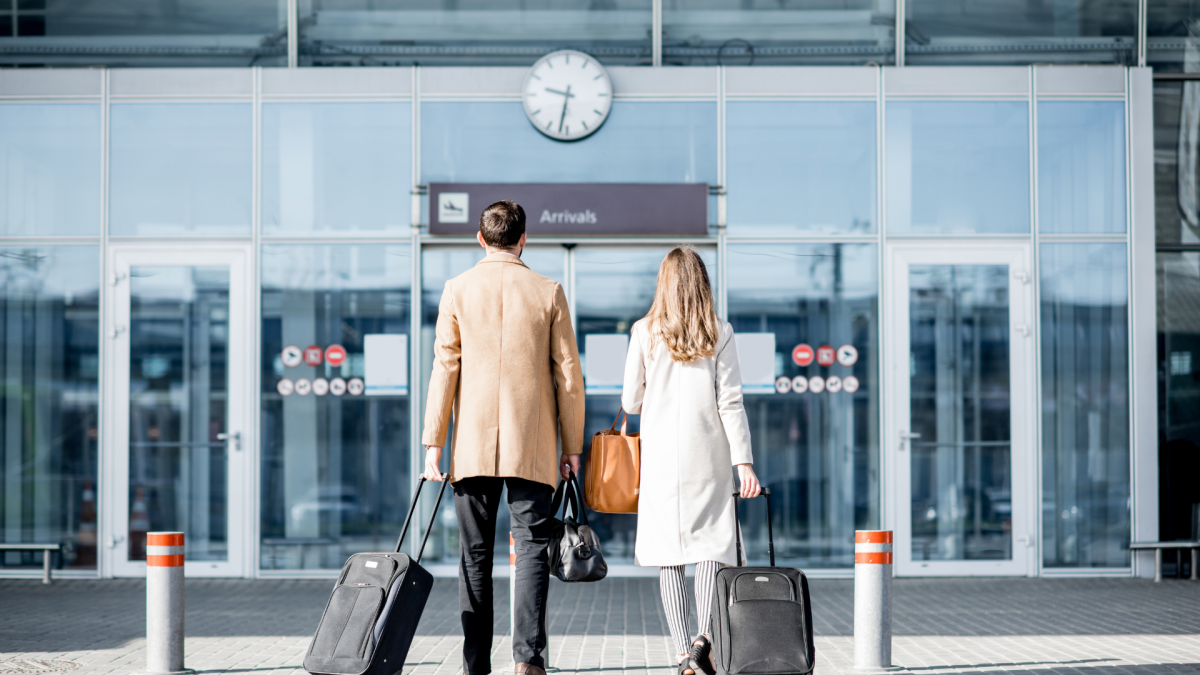 Location de voiture à l’aéroport d’Agadir : guide complet pour voyager en toute liberté 🚗✈️
